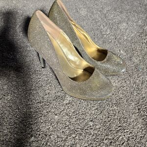 Fiono Shimmering Gold Metallic Heels